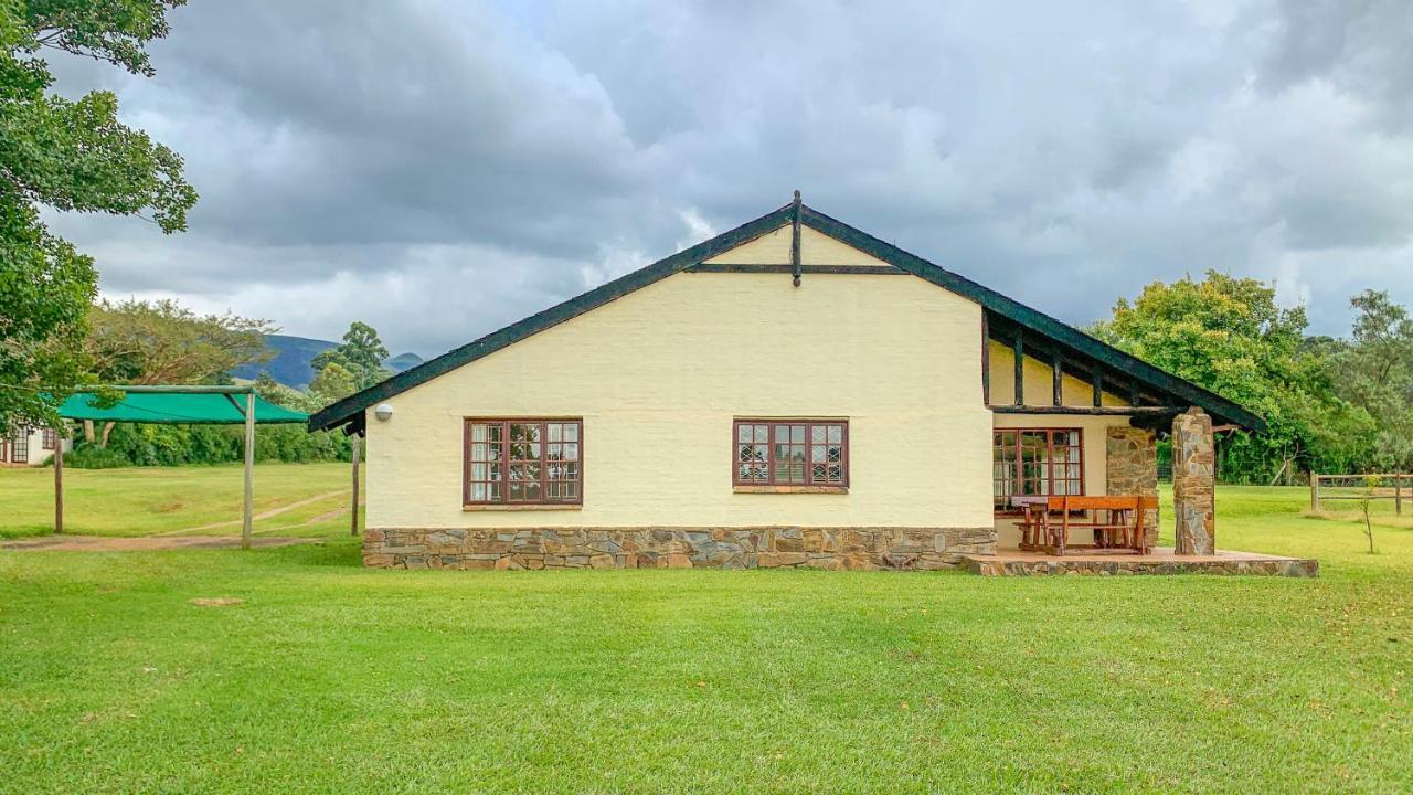 Wits End Mountain Resort Champagne Valley Exterior foto
