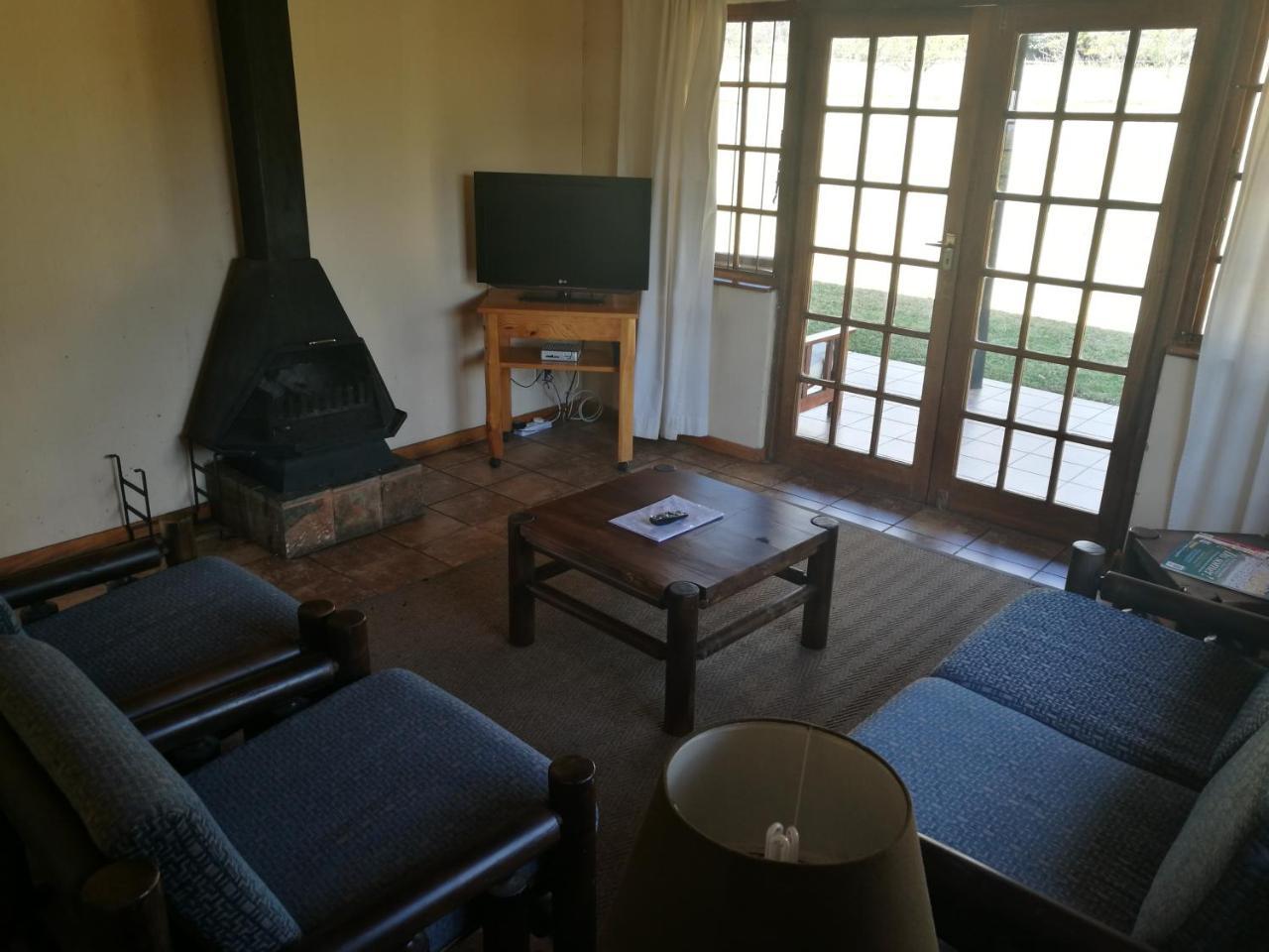 Wits End Mountain Resort Champagne Valley Exterior foto